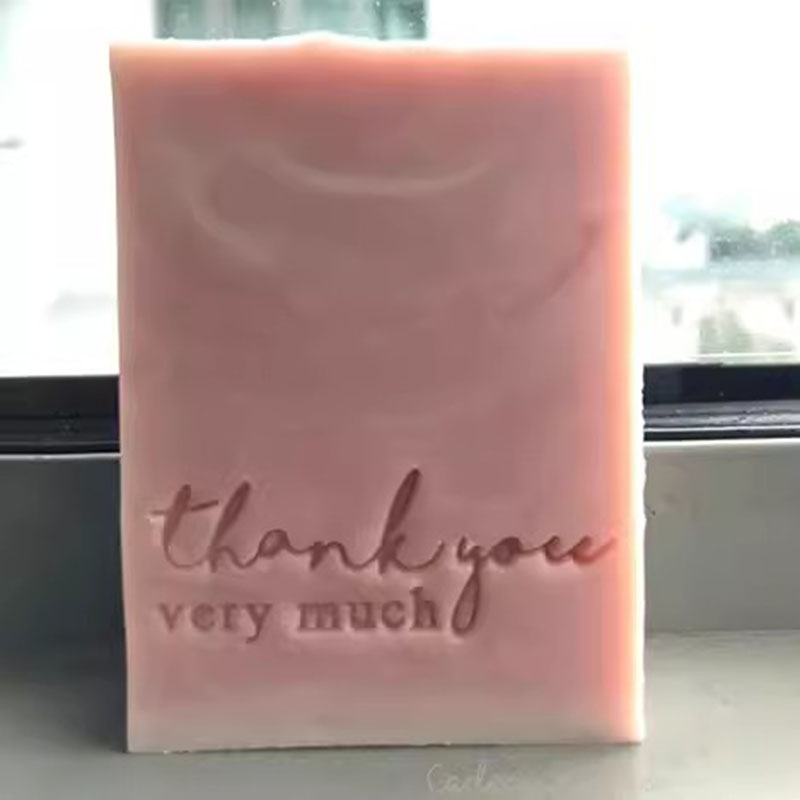 Handmade Soap Stamp, Plant Flo - огляд і ціна Soap Making Kit Organic